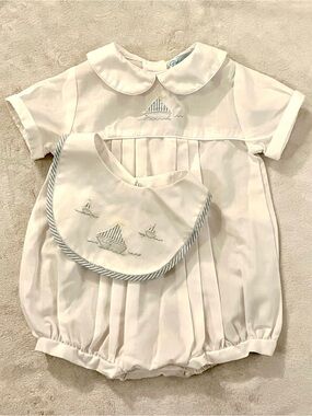 Petit Ami Baby Boy Short-Sleeve Romper & Bib Set White Nautical Sailboat 0-3M